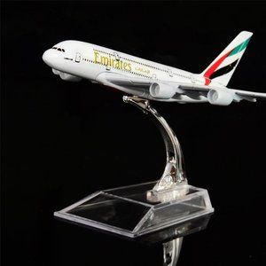 Emirates A380 1:400 Aircraft Model